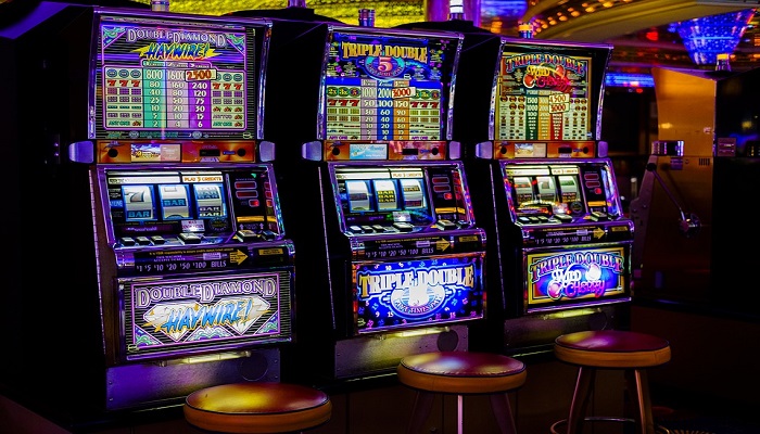 Exclusive Guide to Playing Colossal Reels Slot Machines
