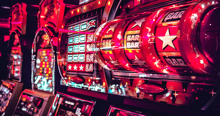When is the Right Time to Play Slots?